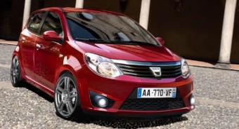 Új négyajtós másfélmillió alatt