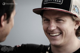 F1: Räikkönen jégkrémet osztogat