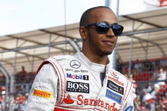 Hamilton szerepelhet az F1-filmben