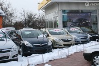 Olcsóbb autózást követel a Jobbik 271