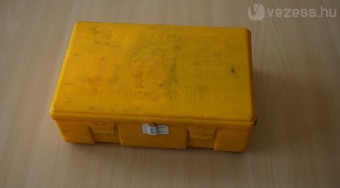 Rendőrségi haladék az Eü-doboz miatt