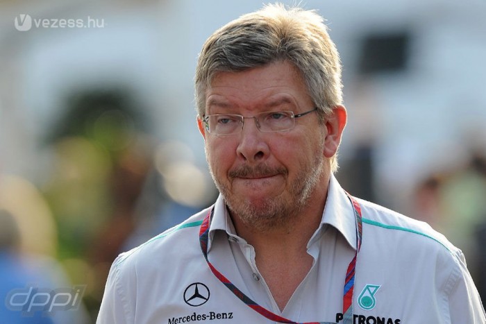 F1: A Mercedes kiszállását kockáztatja Ecclestone