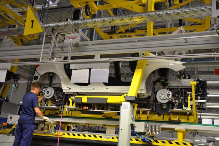 Luxusproblémák a Mercedes-gyárban Kecskeméten 10 | Vezess Amíg az ásó, kapa el nem választ