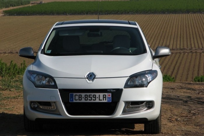 Kétségkívül a GT Line a legszebb Mégane, de kemény futóműve miatt nem ez a legharmonikusabb