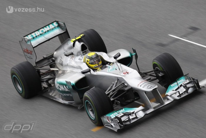 F1: Nincs vége a Mercedes-ügynek