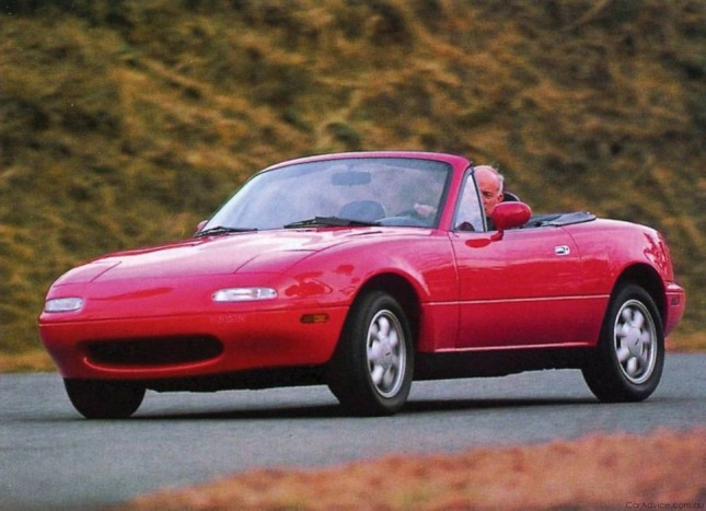 Napfényfüggők olcsó heroinja 8 | Vezess Ha a vezetés élménye is számít, és elég két ülés, csakis a Mazda MX-5 jöhet szóba!