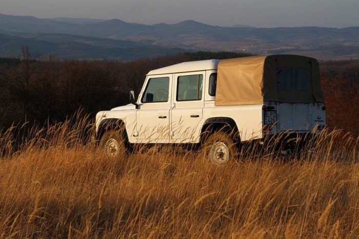 Defenderrel sehova nem siet az ember