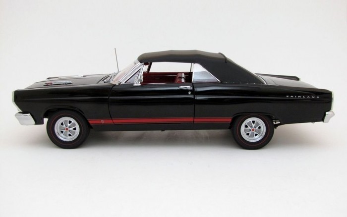 Hatalmas, súlyos darab