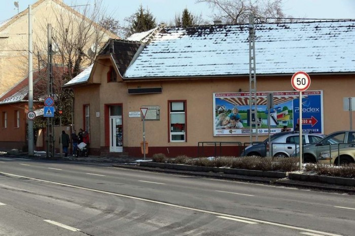 Folyik a közúti közlekedés ésszerűsítése 8 | Vezess 50-es tábla a Váci úton: felesleges (a kereszteződés miatt is lassítani kéne), de marad