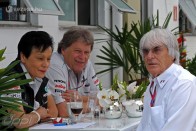F1: A Mercedesnél a kiszállás a téma 6