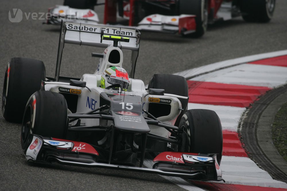 F1: Button nem bírt a McLarennel 23
