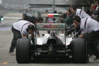 F1: Button nem bírt a McLarennel 49