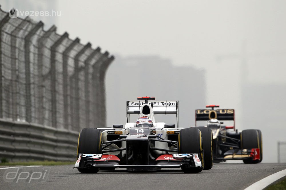 F1: Rosbergé a pole Kínában 4