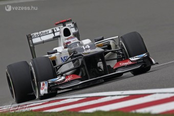 F1: Kobajasi történelmet írt a Sauberrel