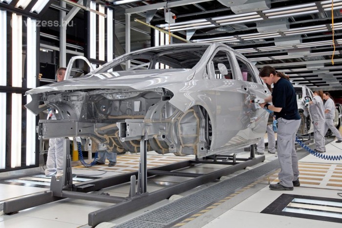 Ma érkezik az első kecskeméti Mercedes 3 | Vezess Ma érkezik az első kecskeméti Mercedes 3