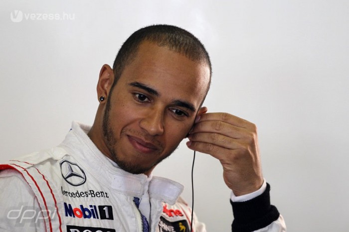 F1: Hamilton maradni akar a McLarennél