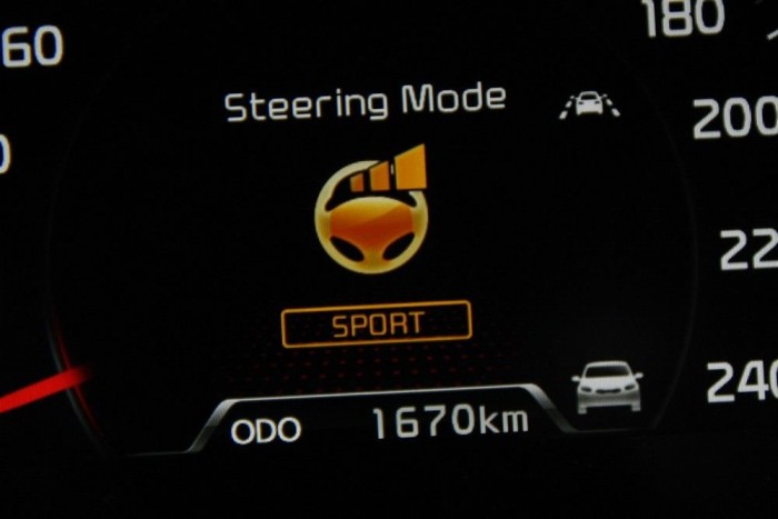 Új Cee’d: Gyere Kia hóra! 13 | Vezess Három fokozatban állítható a kormány rásegítése