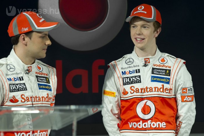 F1: Kihagyja a tesztet Button és Hamilton