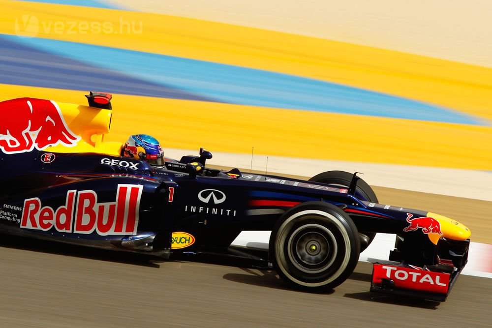 F1: Vettel feltámadt, övé a pole 18