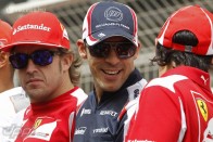F1: Vettel nyert Räikkönenék előtt 33