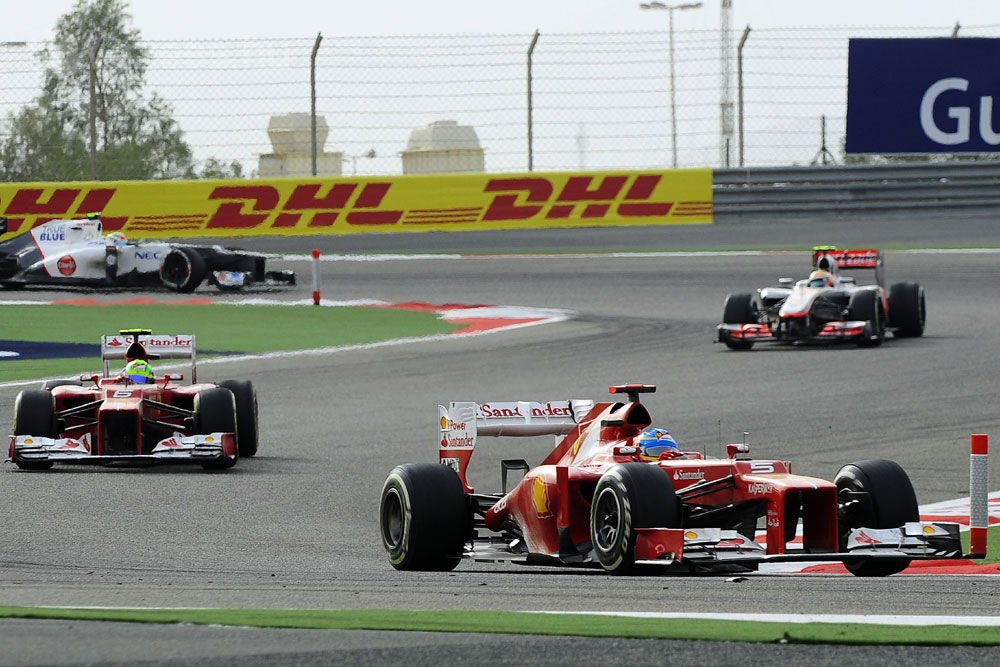F1: Vettel nyert Räikkönenék előtt 15