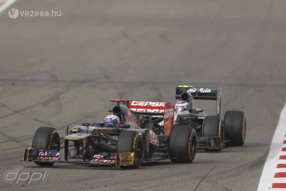 F1: Vettel nyert Räikkönenék előtt 23