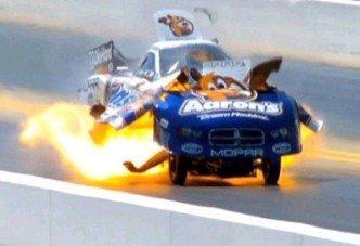 Ezért életveszélyes a gyorsulási verseny