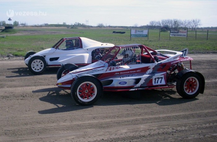 Igazi autóverseny Kakucson 5 | Vezess Igazi autóverseny Kakucson 5