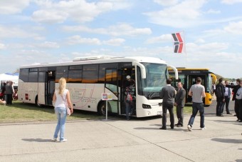 Új magyar busz kis keréken