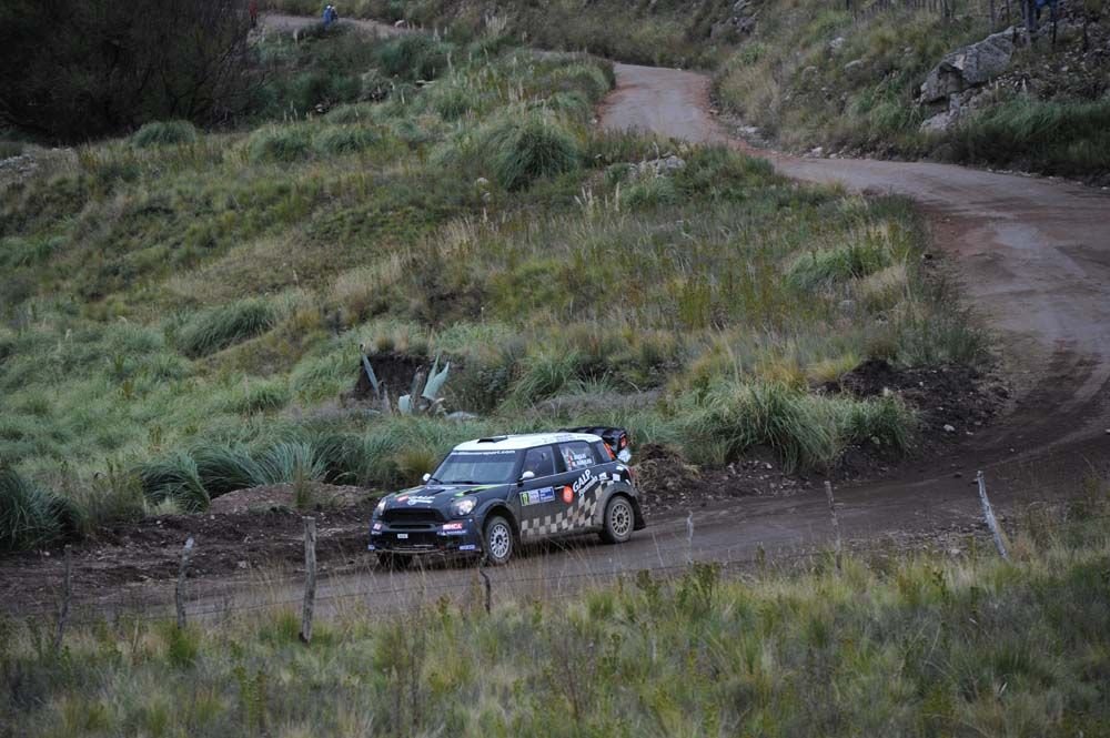 WRC: Láthatatlan különbséggel vezet a címvédő 11