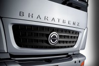 A Daimler első Made in India teherautója