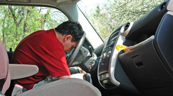 Álmosan vezetni olyan, mint ittasan