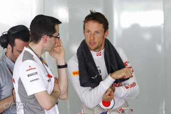 F1: Button DTM-es versenytaxit vezet