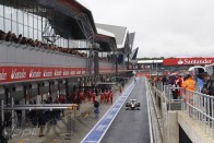 F1: A McLaren is kihagyja Silverstone-t 12