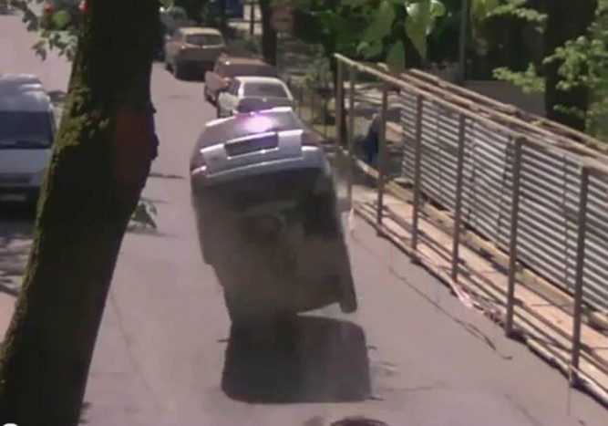 Gyilkos csapda a csatornafedél