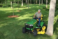 175 éves a John Deere 61