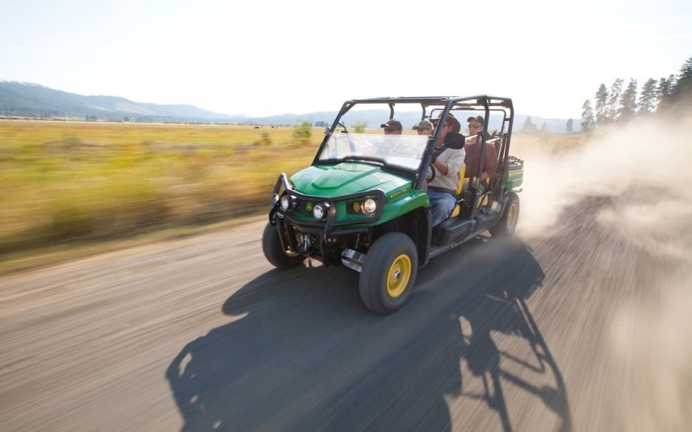 175 éves a John Deere 25