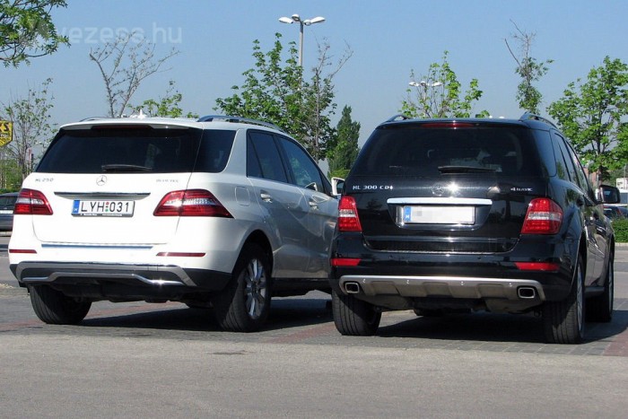 Két tanksapka egy Mercin 7 | Vezess Hátulról modernebb, de puhányabb, kövérebb az új modell