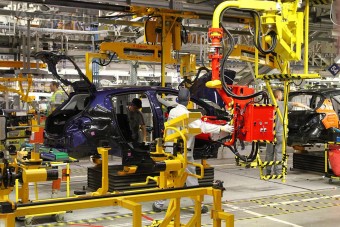 Itt, és így készül a Peugeot 208-as