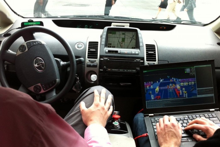 Eltűnhet a kötelező és casco biztosítás 8