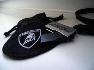 Nyerj Lamborghini Pendrive-ot!