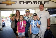 Istvánt családja is elkísérte a Chevrolet WTCC csapatához. Rob Huff, a tavalyi vébé ezüstérmese nem izgulta túl a futamok előtti időszakot