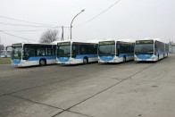 Sűrített földgázüzemű Mercedes-Benz Citaro autóbuszok Szegeden. A három vonalból ma már kettő (2, 83) nem létezik.