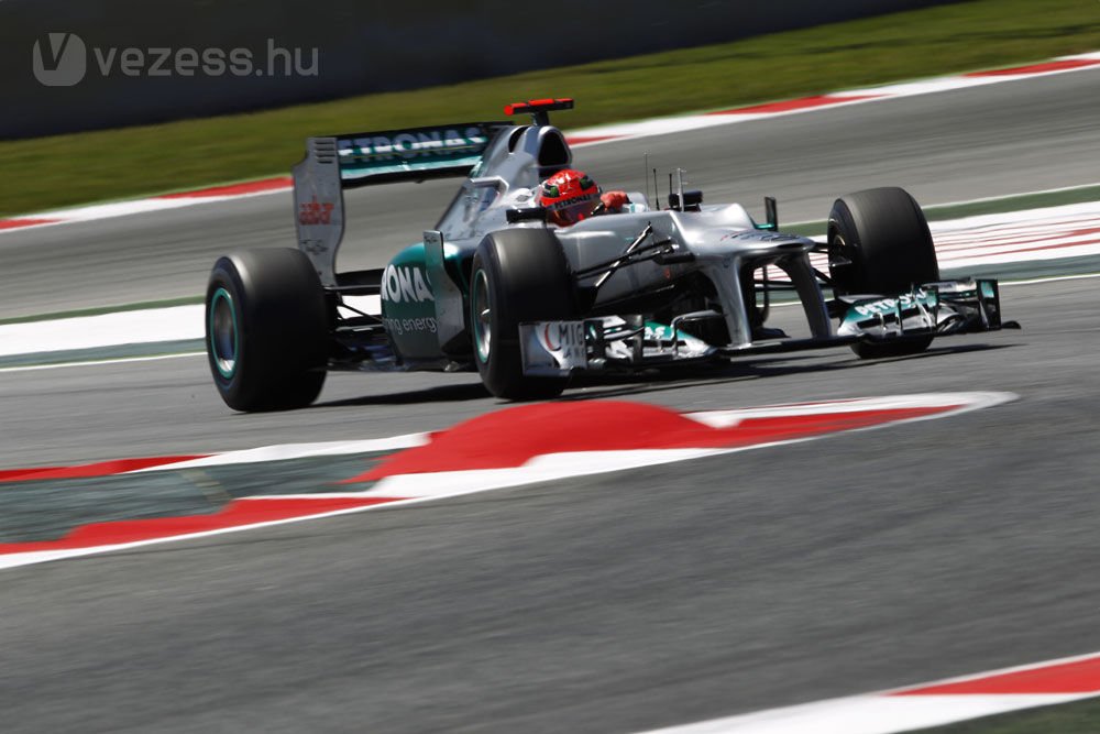 F1: Elvették Hamilton pole-ját 6