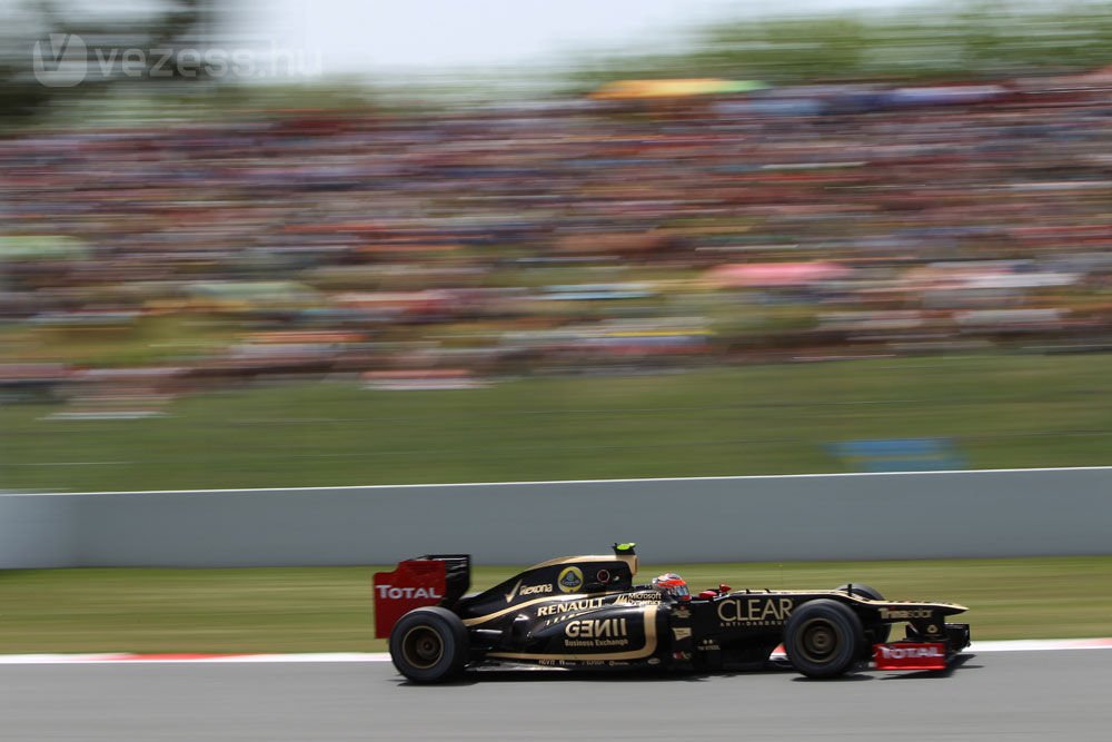 F1: Elvették Hamilton pole-ját 12