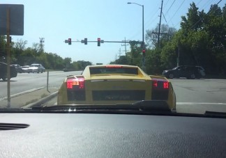 Balfék baleset Lamborghinivel