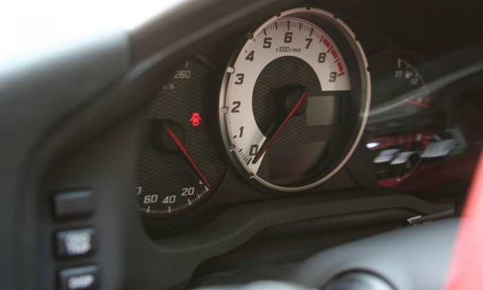 Könnyen leolvasható,