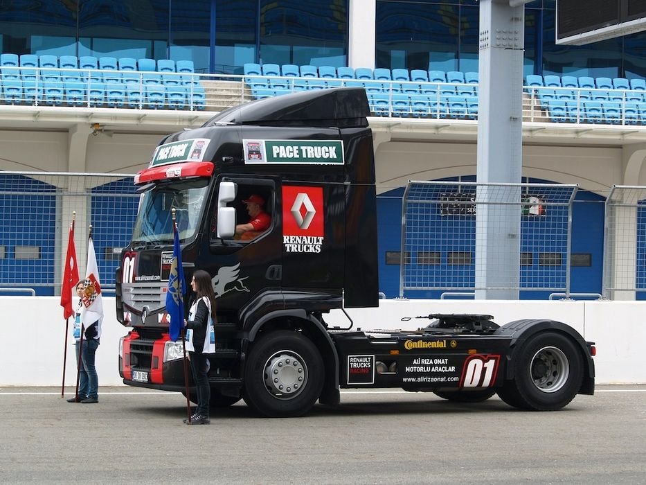 Istanbul Truck Racing