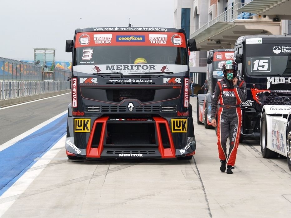 Istanbul Truck Racing