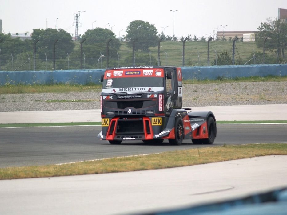 Istanbul Truck Racing